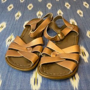 Salt Water Sandals Rose Gold Youth Size 2